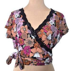 No Comment Floral Wrap Top Lace Trim Size XL
